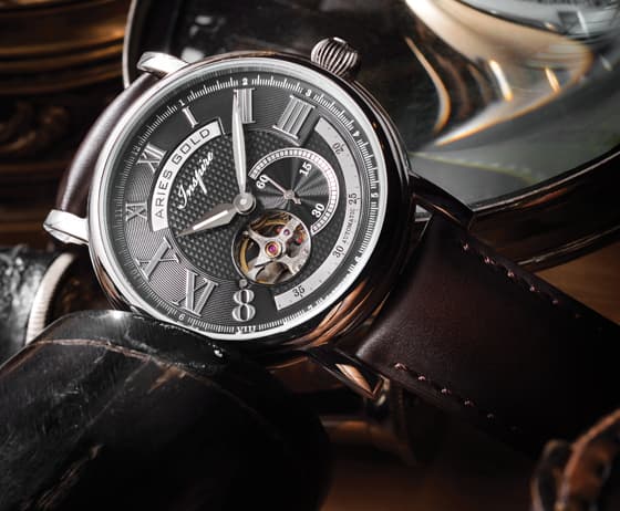 H2 Hub Timepiece