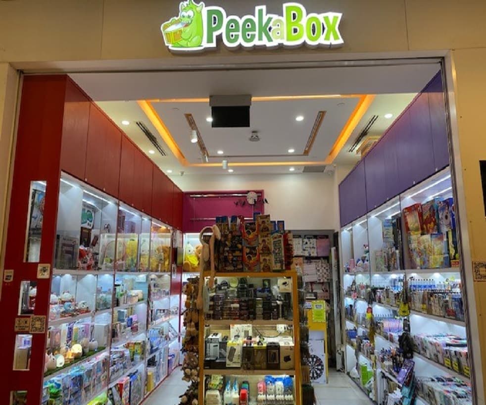 Peek A Box